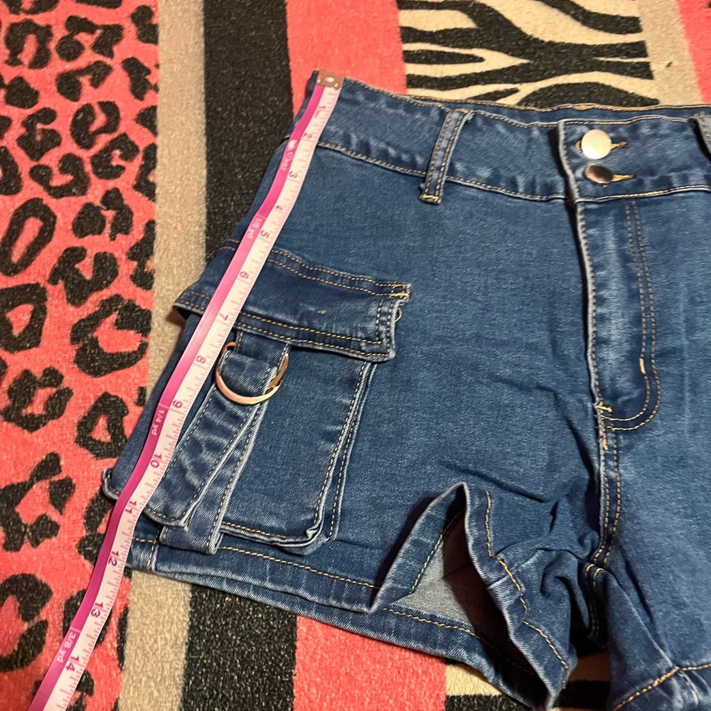 Y2K Jean shorts - Picture 7 of 7